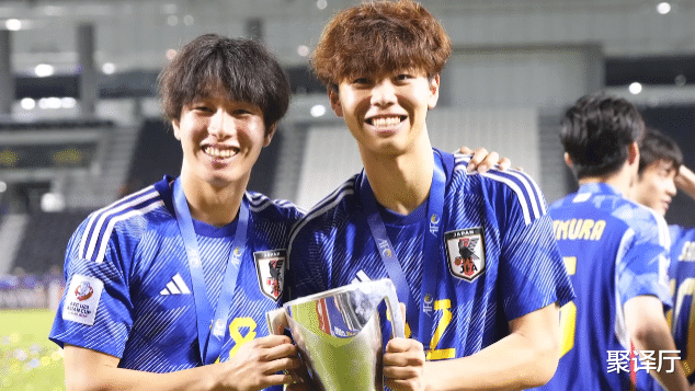 爱游戏体育-关于日本足球10亿先生！20岁天才后卫登陆热刺！仅用3年从高中到英超的信息