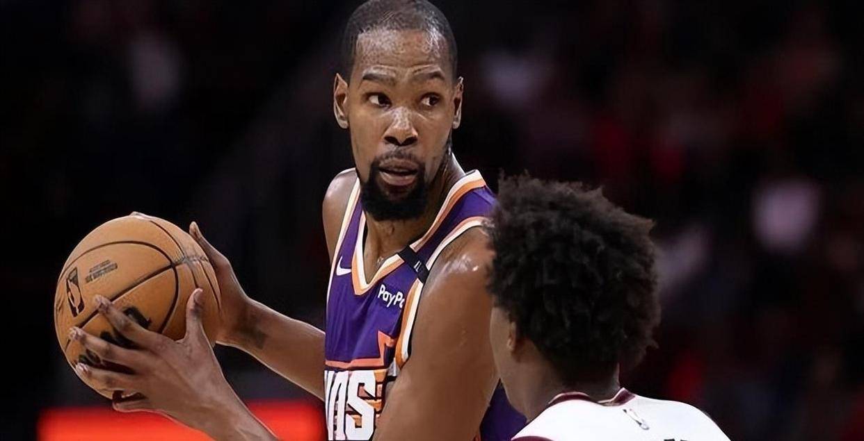 爱游戏体育-包含火箭队真要起飞了！NBA顶级射手加盟，他和杜兰特都想报复勇士的词条
