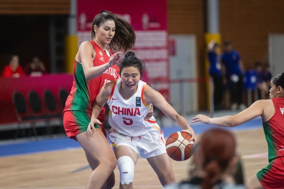 U19女篮世界杯：中国狂输加拿大63分无张子宇0胜3负小组垫底